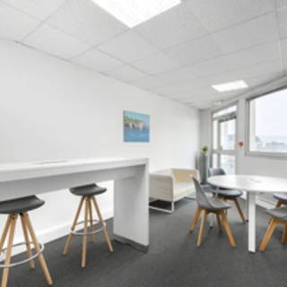 Bureau privé 100 m² 20 postes Coworking Rue de Lessard Rouen 76100 - photo 1